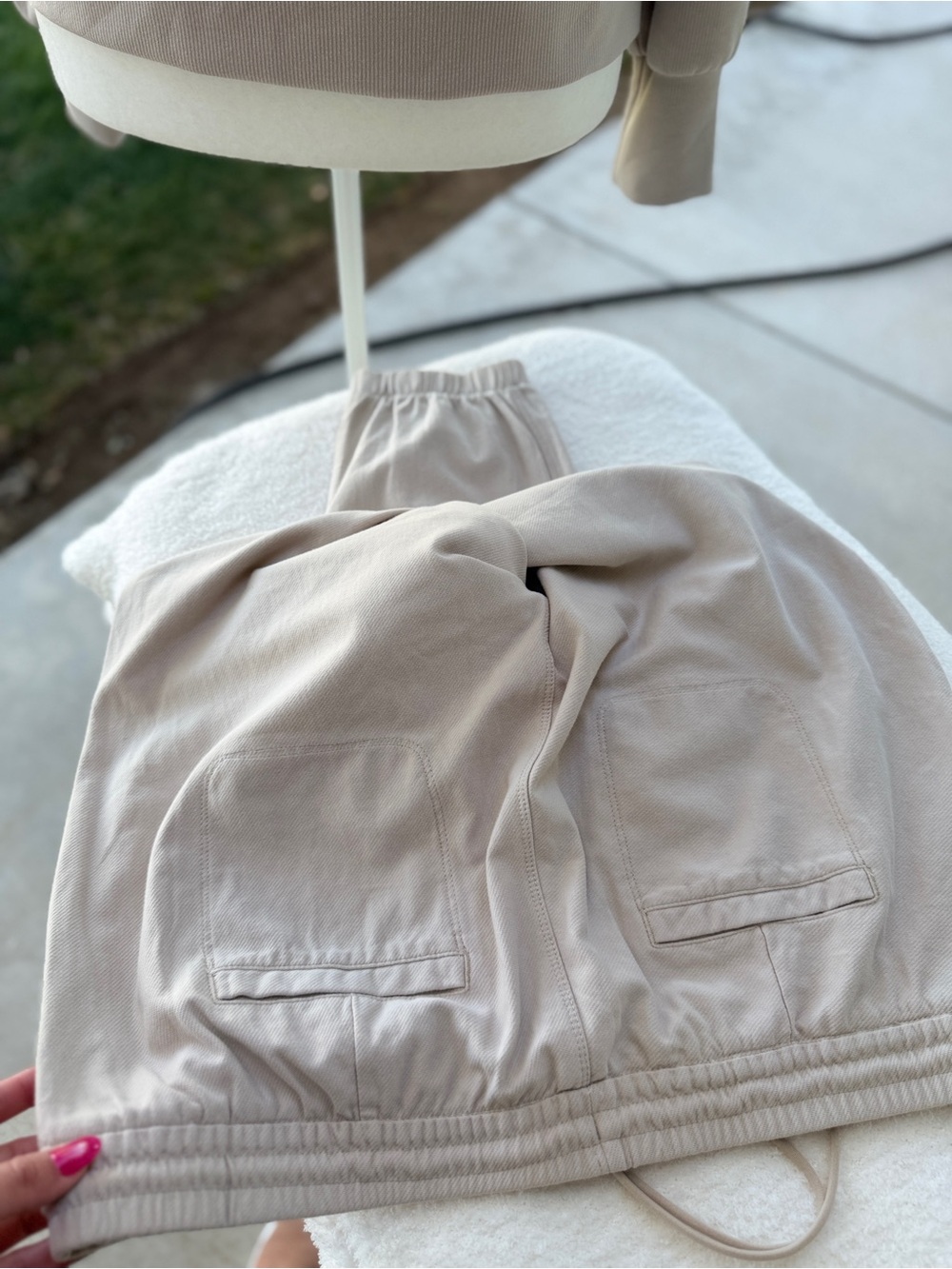 Beige Matching Active Set - Picture 5 of 7